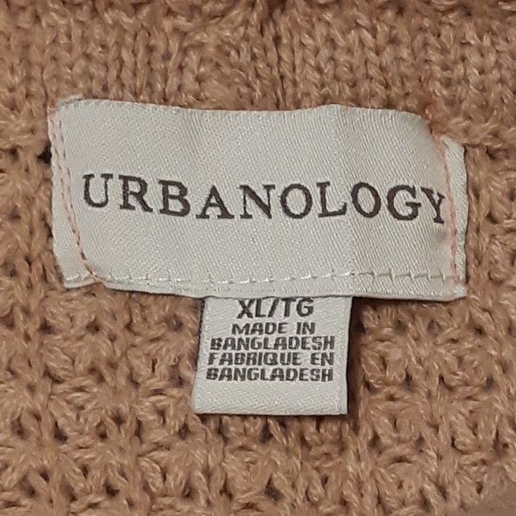 Womans Urbanology Sweater, knitted peachy Brown Color, Size XL, Side Details, - Picture 9 of 14